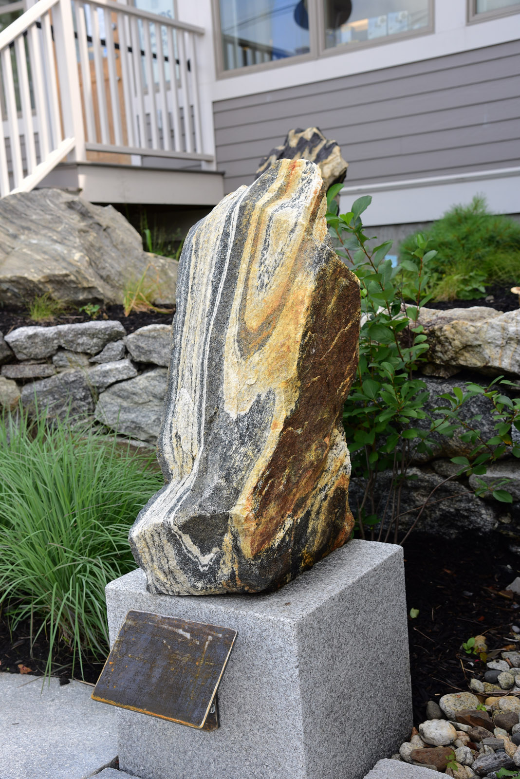 gneiss rock garden specimen